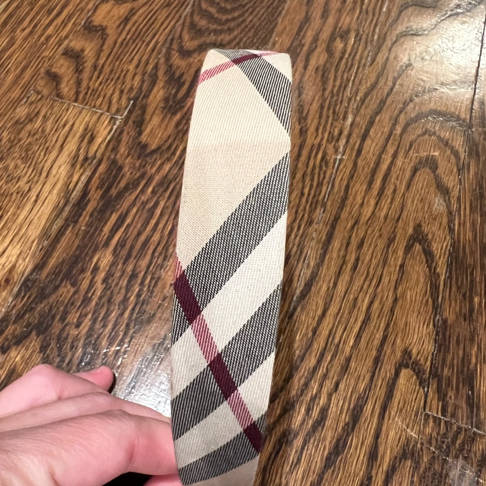 COPY - Authentic Burberry headband.